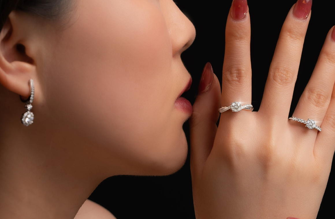 Flawless Diamond: Simbol Kemewahan Cincin Berlian Wanita yang Tak Lekang oleh Waktu
